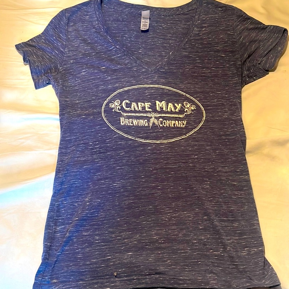 CAPE MAY BREWERY V-neck T